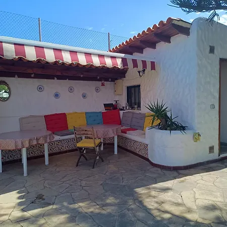 Tiny House: The Housje Puerto de la Cruz (Tenerife)